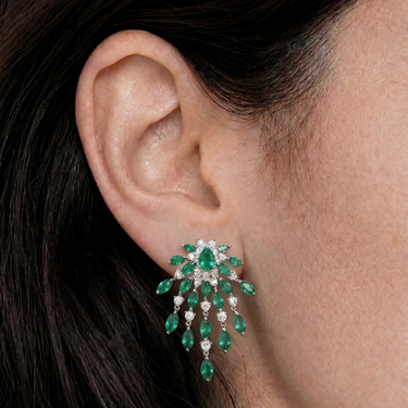 18k Natural Emeralds Earrings