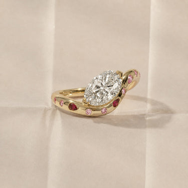 3.04ct Oval Lab Diamond Twist Ring (IGI Certified)