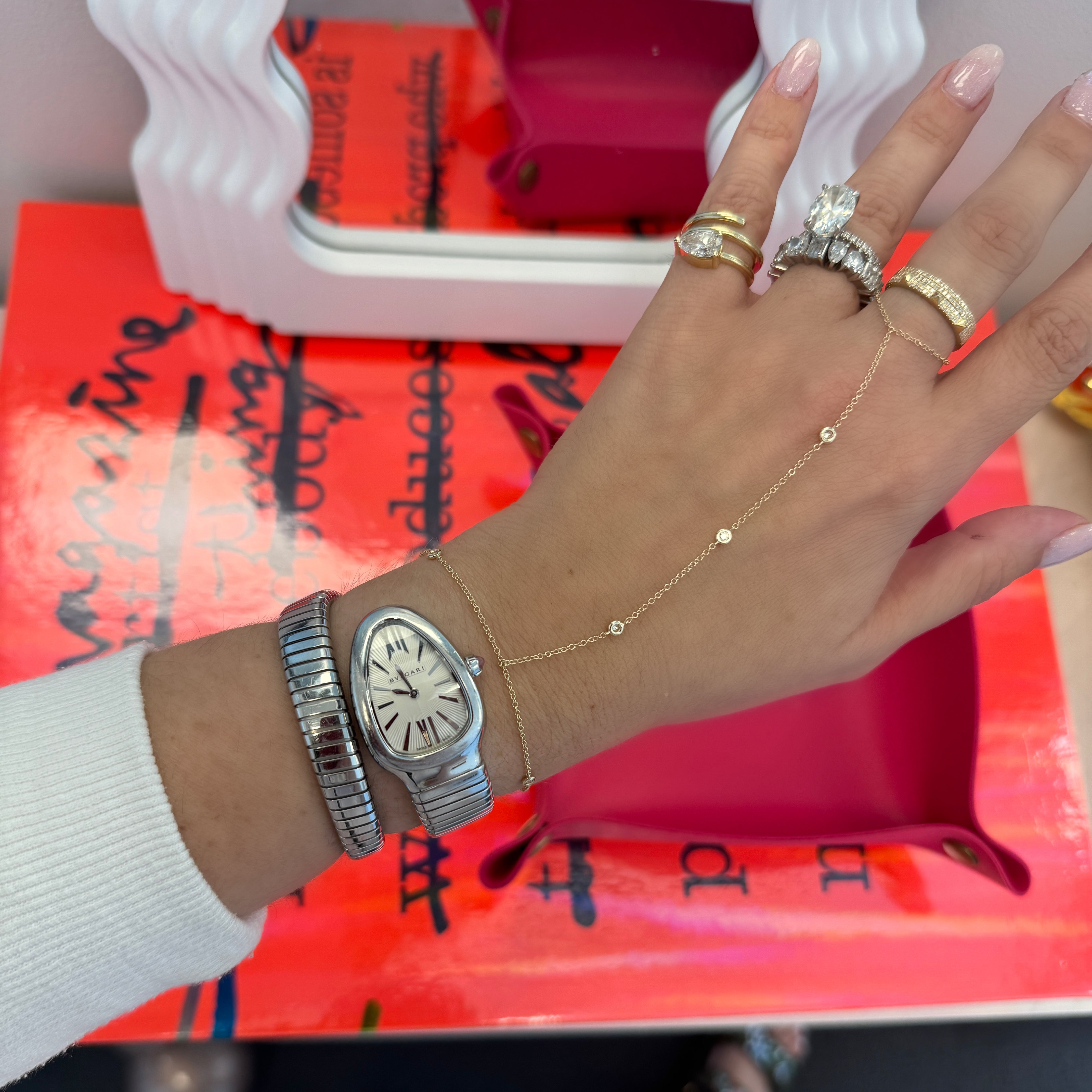 Statement Scattered Five-Bezel Diamond Hand Chain Bracelet
