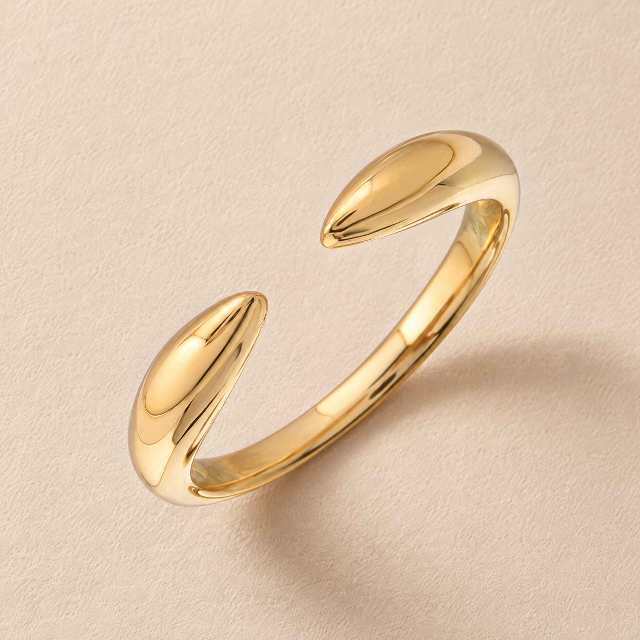 Gold Claw Ring