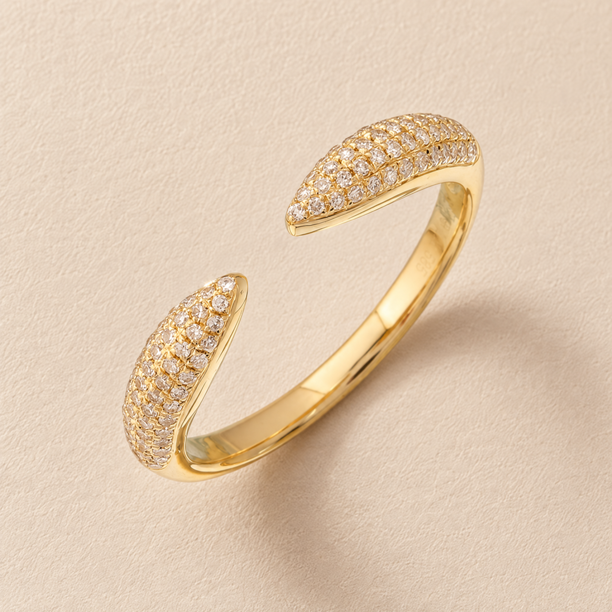 Diamond Claw Ring