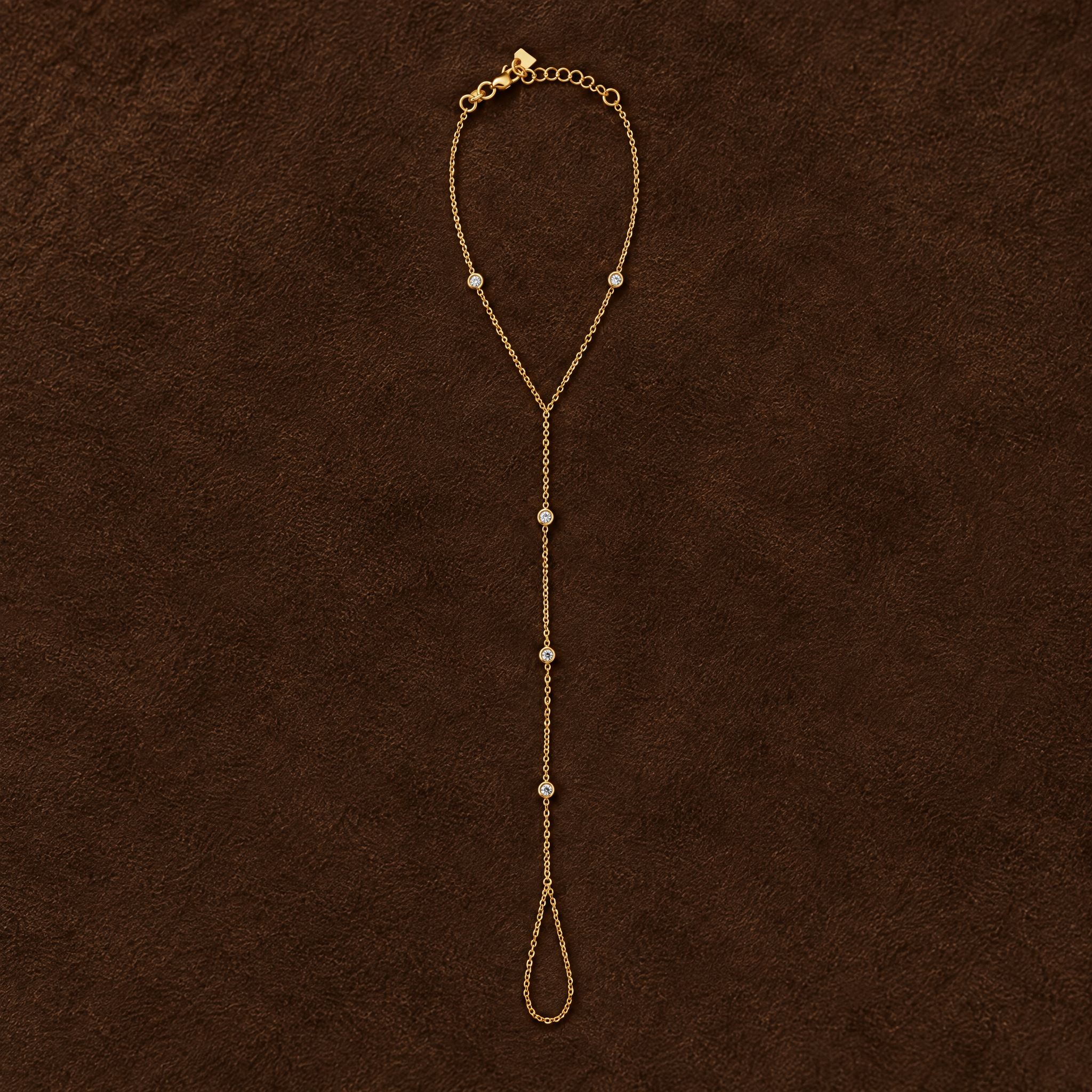 Scattered Five-Bezel Diamond Hand Chain Bracelet