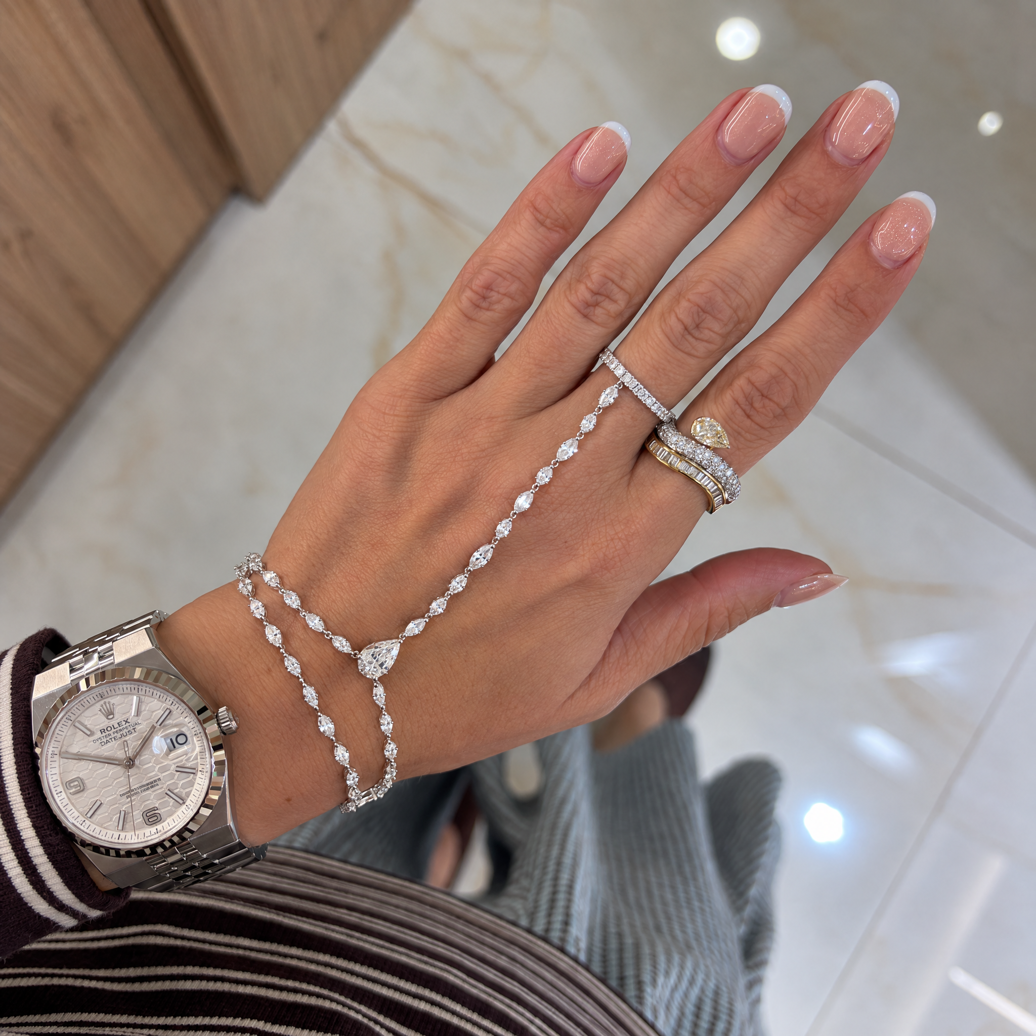 Icon Diamond Hand Chain
