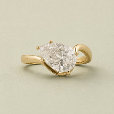 3.01ct Pear Lab Diamond Solid Wave Ring (IGI Certified)