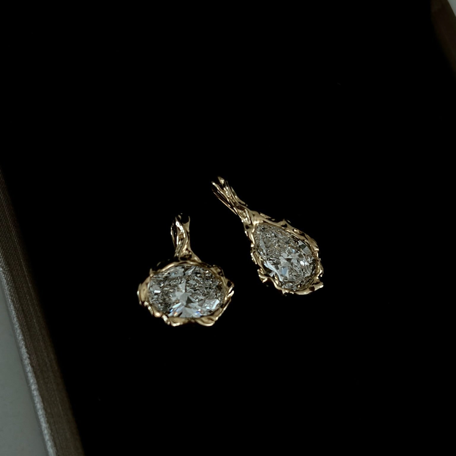 1ct Marea Pear Diamond Charm