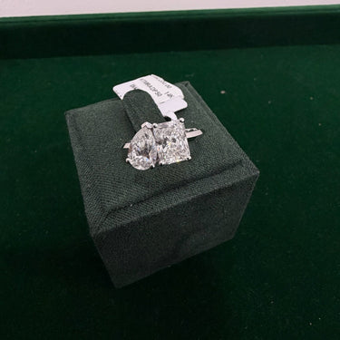 Pear Radiant Lab Diamond Toi et Moi Ring
