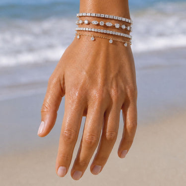 Delicate Dancing Diamonds Bracelet (Lab)