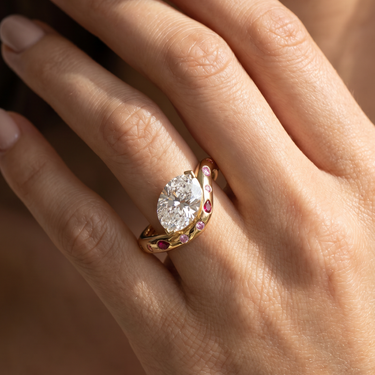 3.04ct Oval Lab Diamond Twist Ring (IGI Certified)