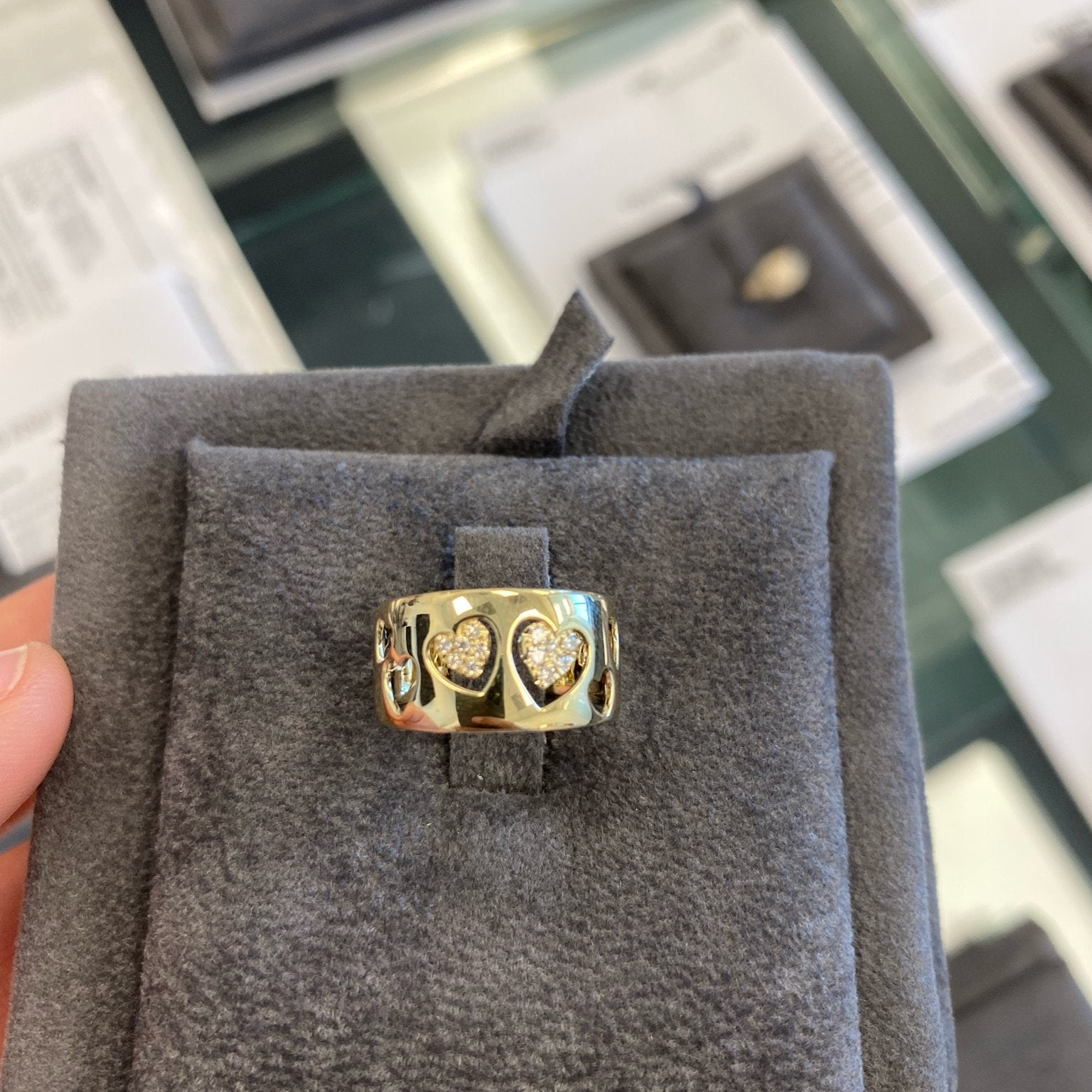 Diamond Cigar Cutout/Diamond Hearts Ring